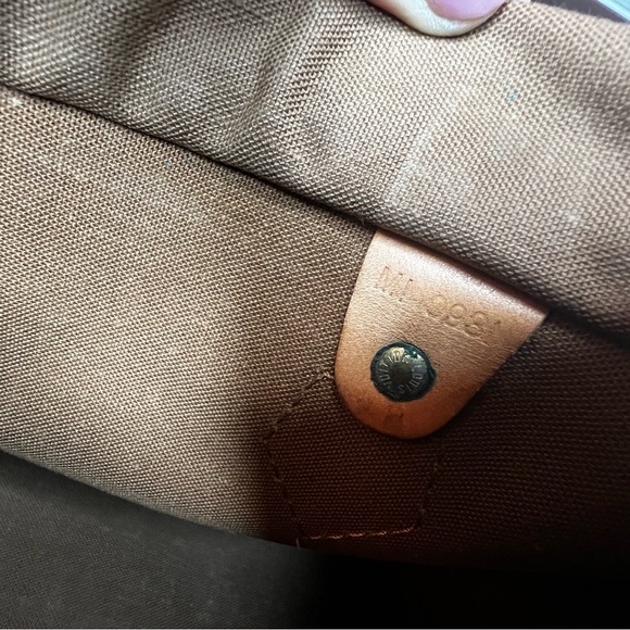 Louis Vuitton Vintage Monogram Coated Canvas Speedy 25 - Picture 13 of 16